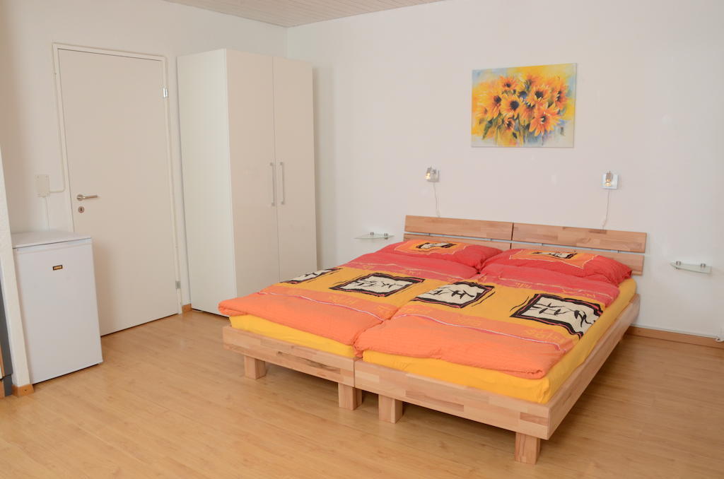 Guesthouse Casa Esperanza Basel Exterior photo